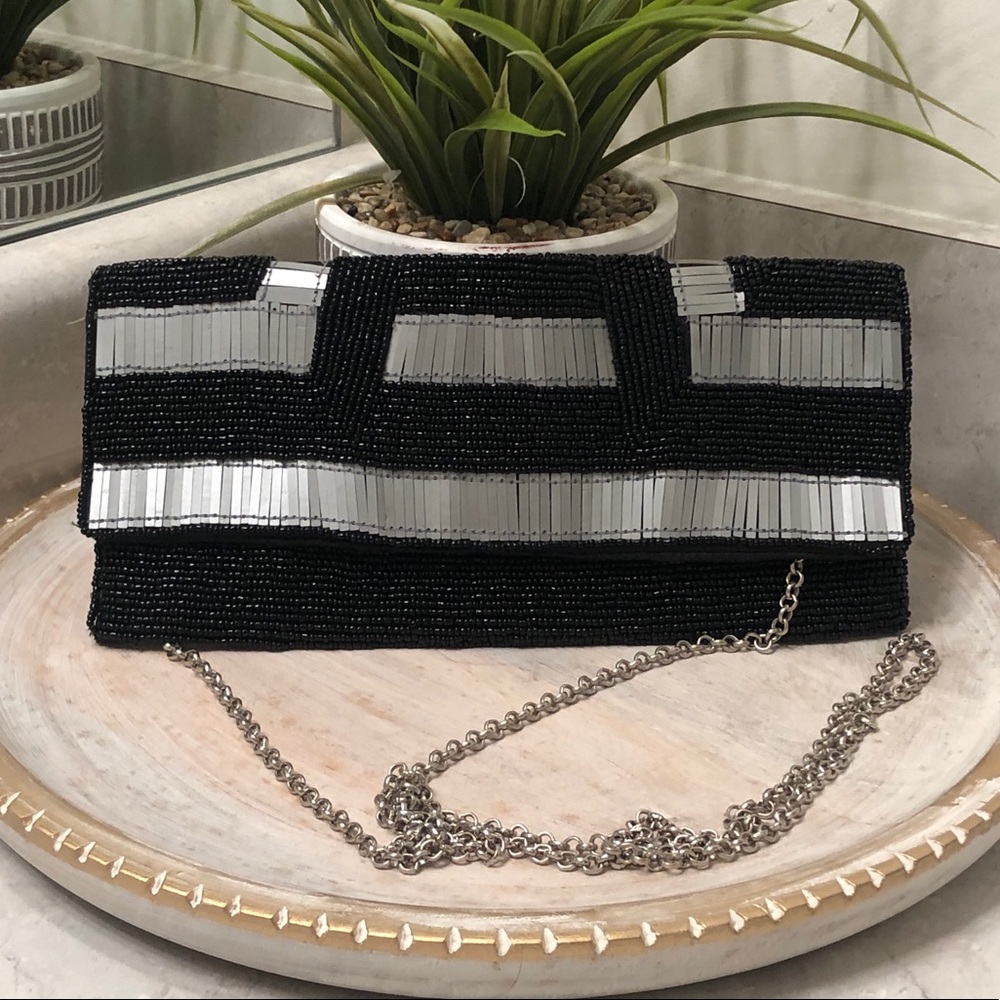 Beaded Evening Chain Clutch